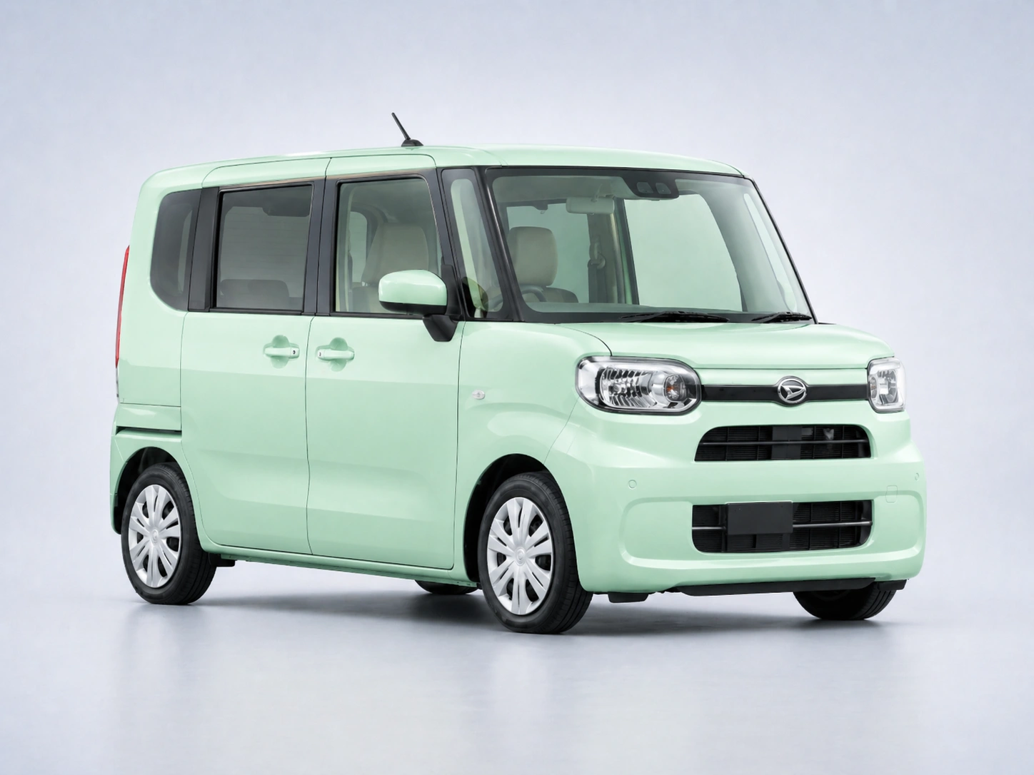 Daihatsu Tanto из Японии